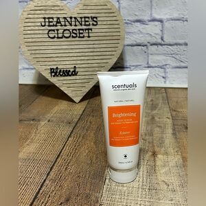 Scentuals Brightening Body Scrub